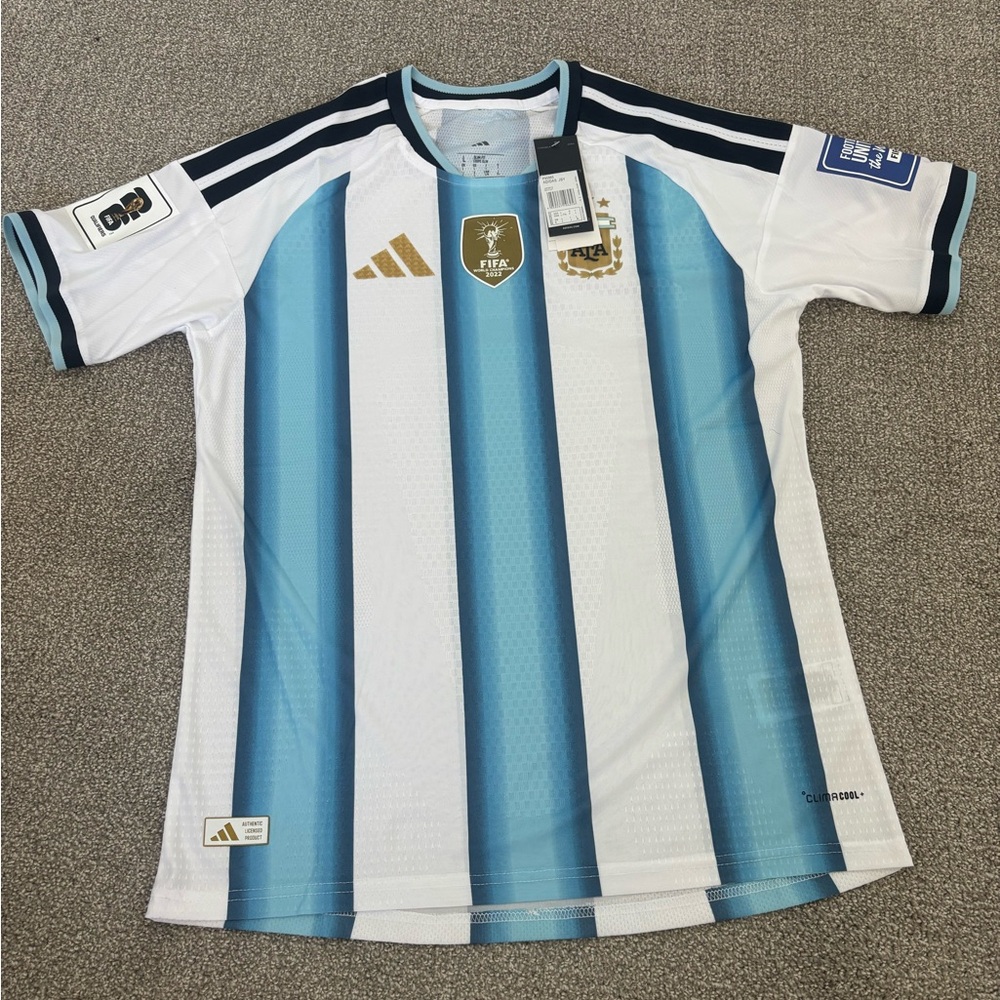 Adidas Argentina National Team home jersey Size L Slim fit